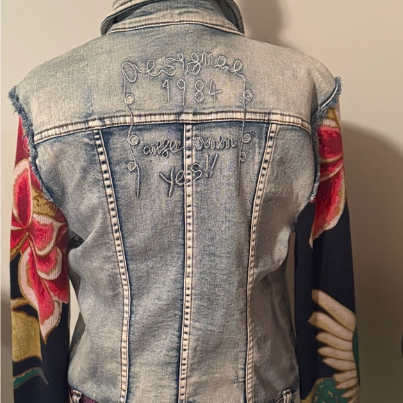 Desigual Denim Jacket with Multicolor Sleeves - Picture 4 of 10